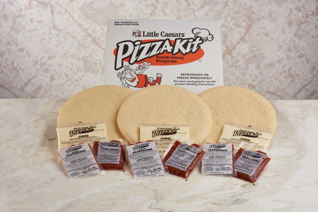 Little Caesars Pepperoni Pizza Kit Contents